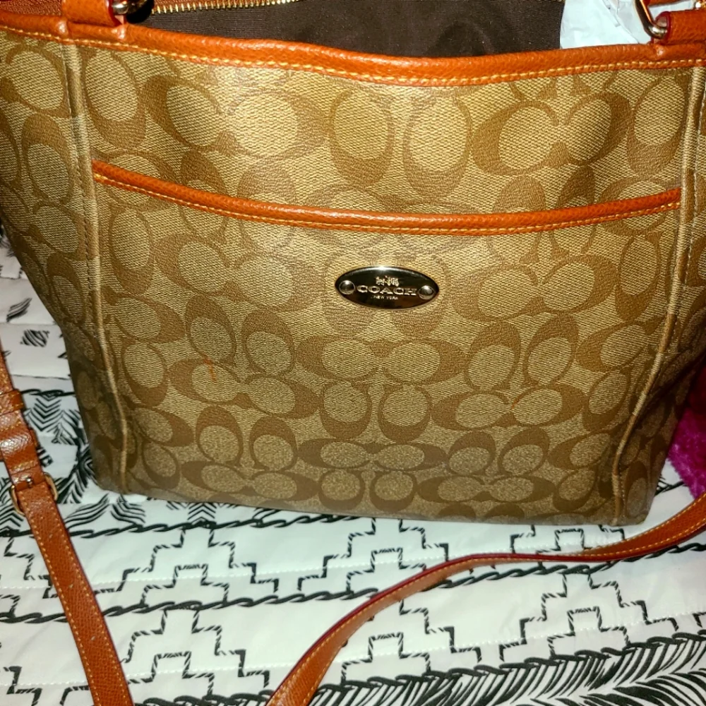 Coach bag - Picture 1 of 8